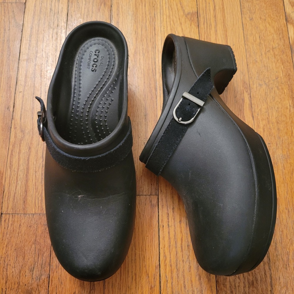 Crocs Black Wedge Heel Clog Shoes SARAH 8 Dual Comfort Dark Academia‎ Whimsigoth